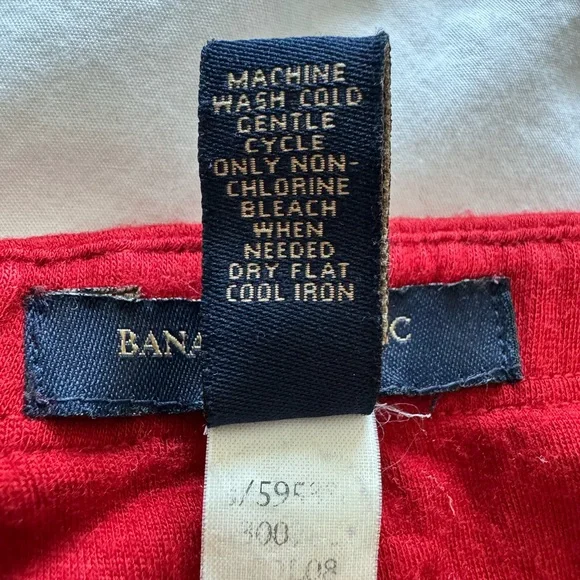 Fuchsia & Dark red sleeveless tops - Picture 7 of 7